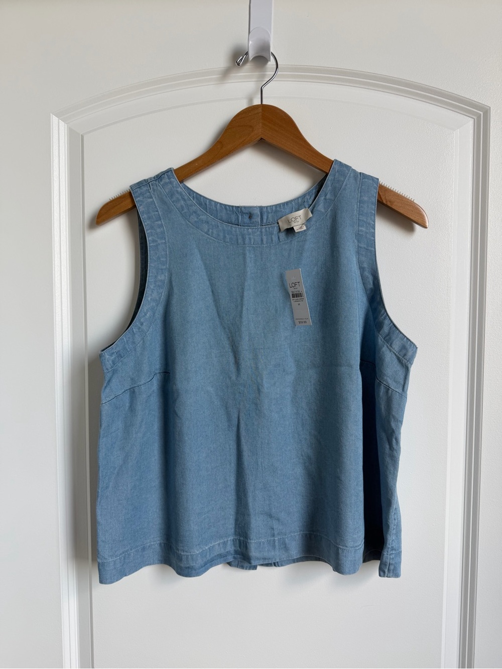 LOFT Outlet Blue Chambray Sleeveless Tank Top